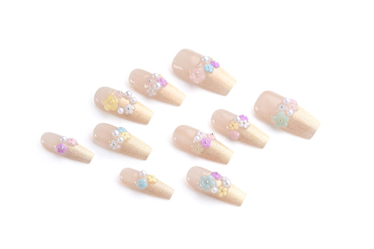 Colorful beach-style nail art