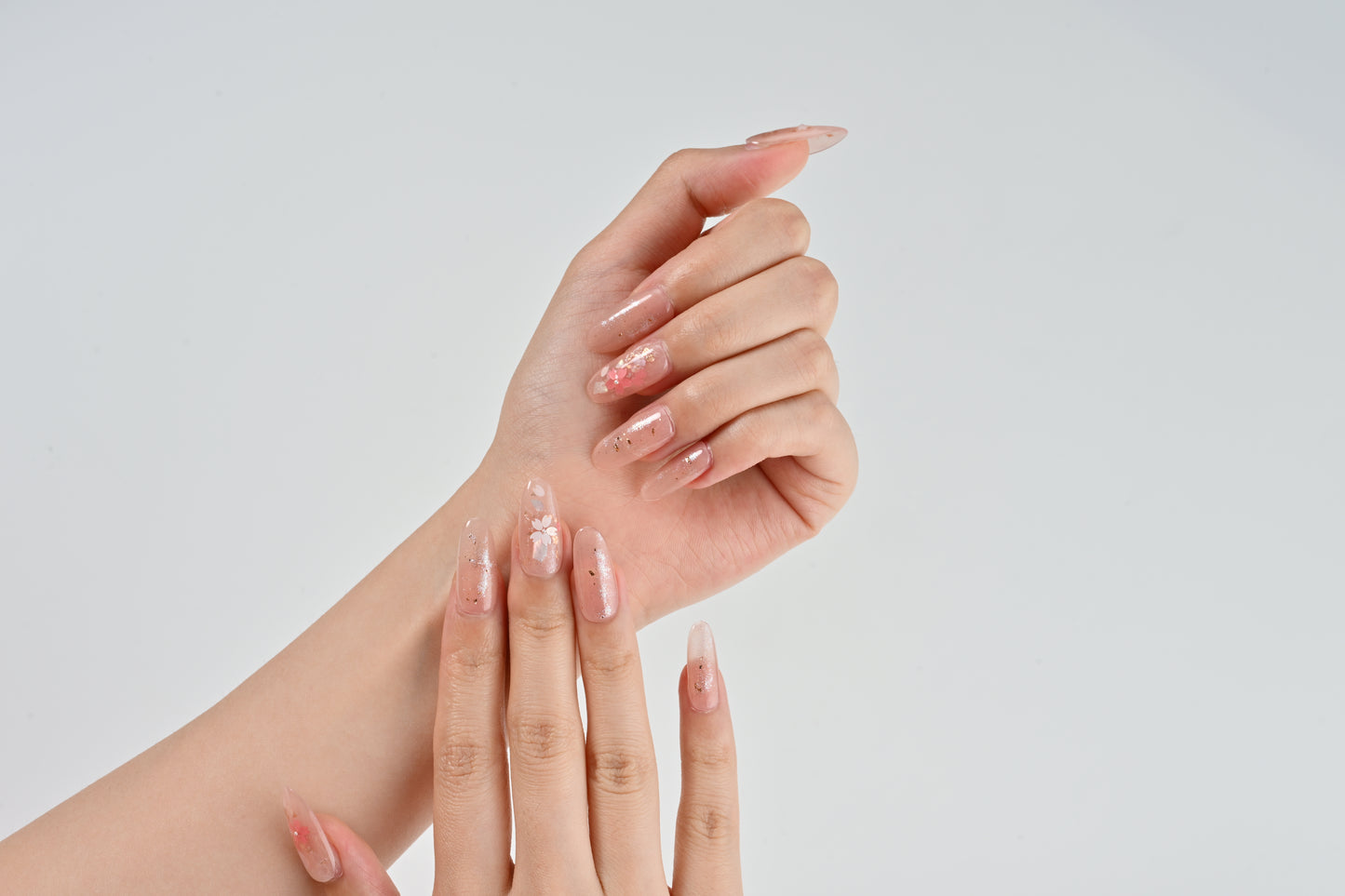 “Sakura Monogatari” style nails