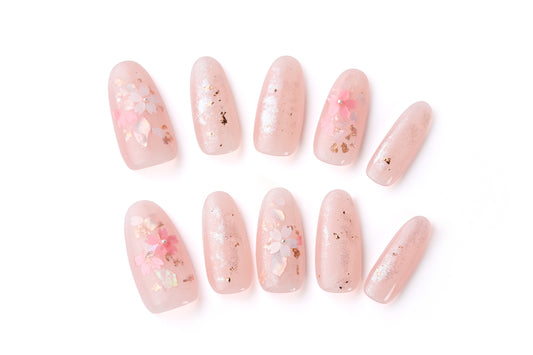“Sakura Monogatari” style nails