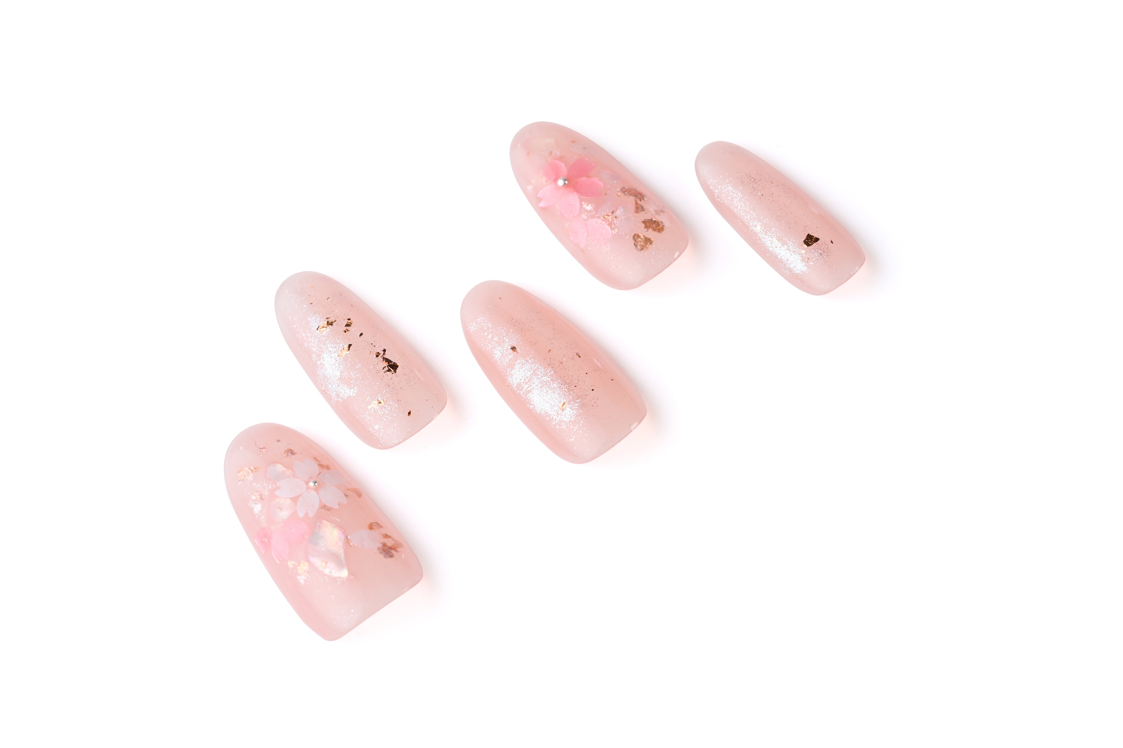 “Sakura Monogatari” style nails