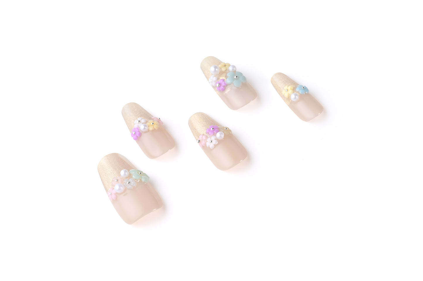 Colorful beach-style nail art