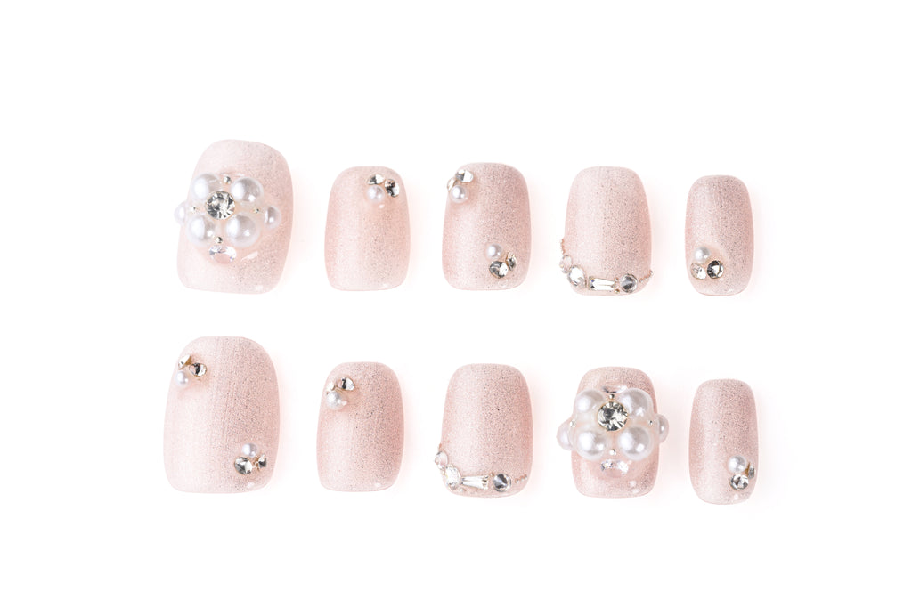 Snowball nail