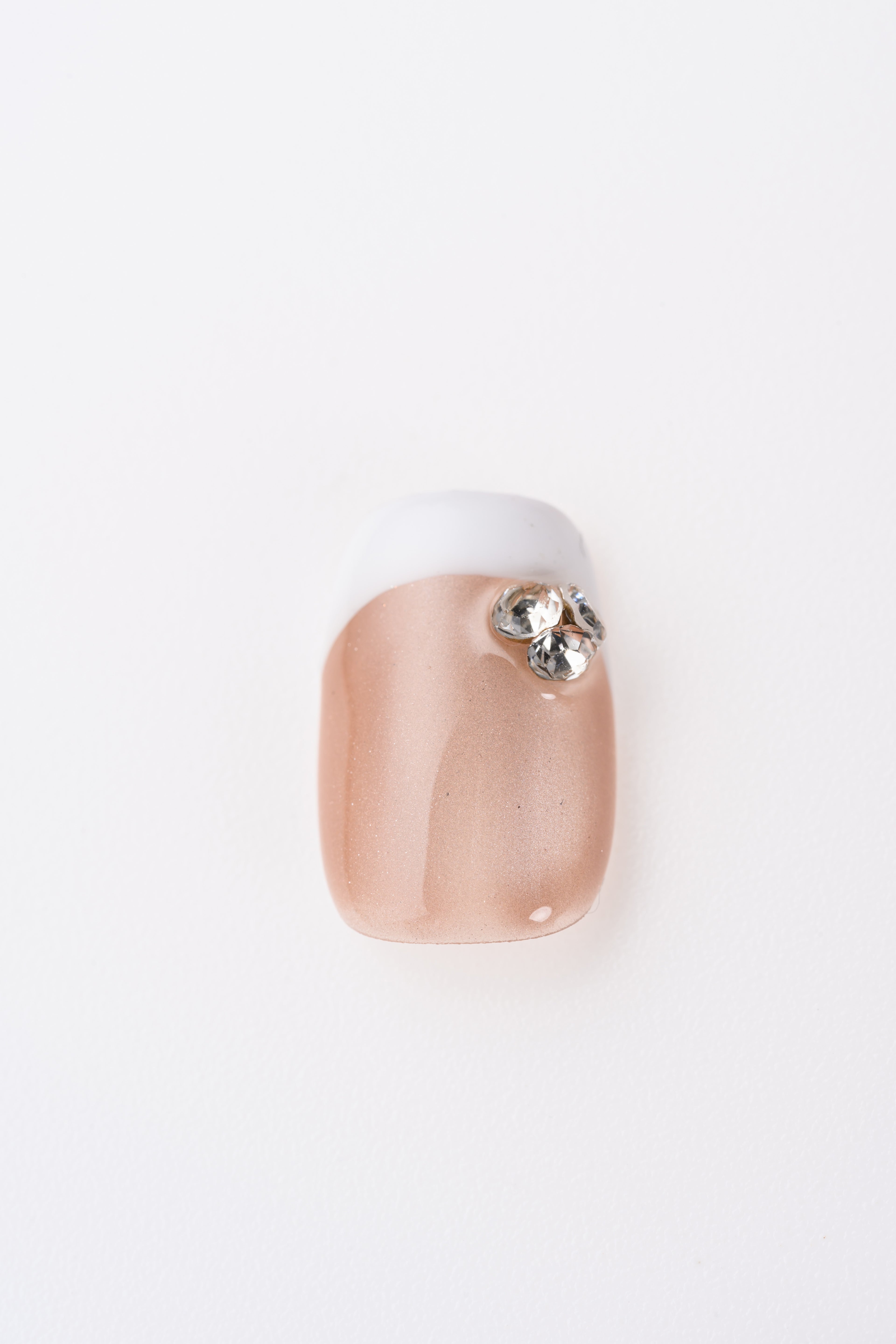 Cute Short Nail Art for Commuting