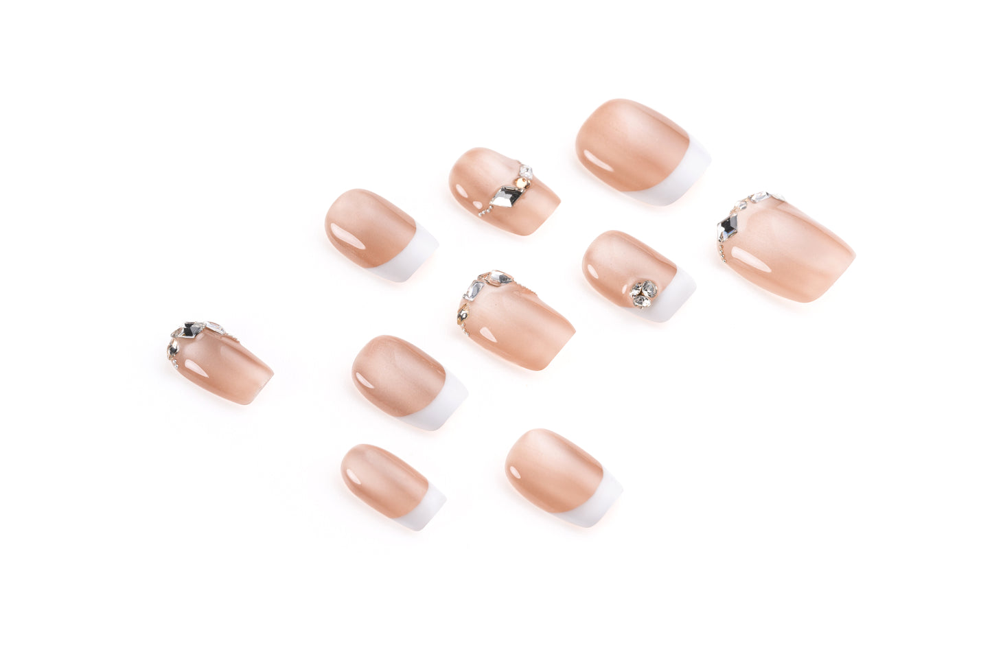 Cute Short Nail Art for Commuting